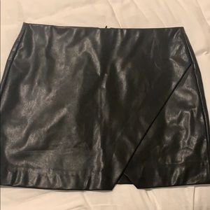 Blanknyc black vegan leather skirt, size 28